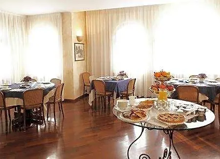 Отель La Valletta Relais