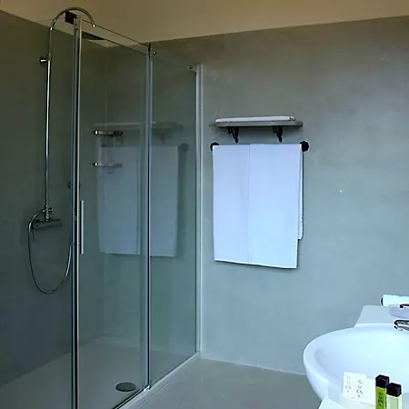 Отель La Valletta Relais Бергамо