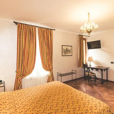 Hotel La Valletta Relais 3*