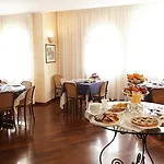 La Valletta Relais Hotel 3*