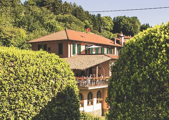 Hotell La Valletta Relais 3*